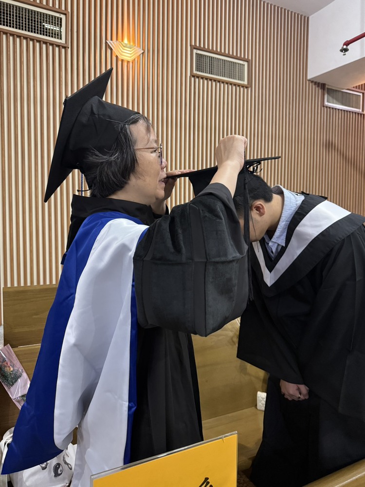 主任撥穗