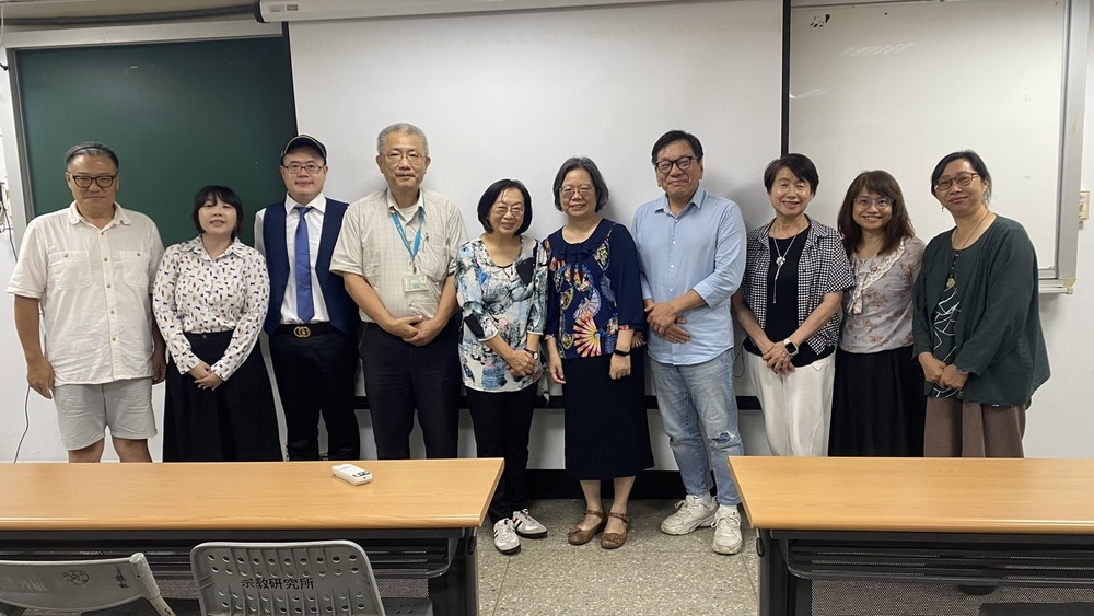 賀通過碩士論文口試